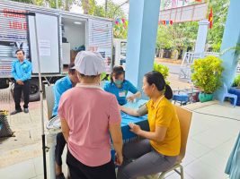 z6473366620466_95922dc3fa55b33eba9abef666877355